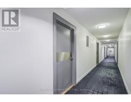 305 - 15 Singer Court, Toronto, ON M2K0B1 Photo 7