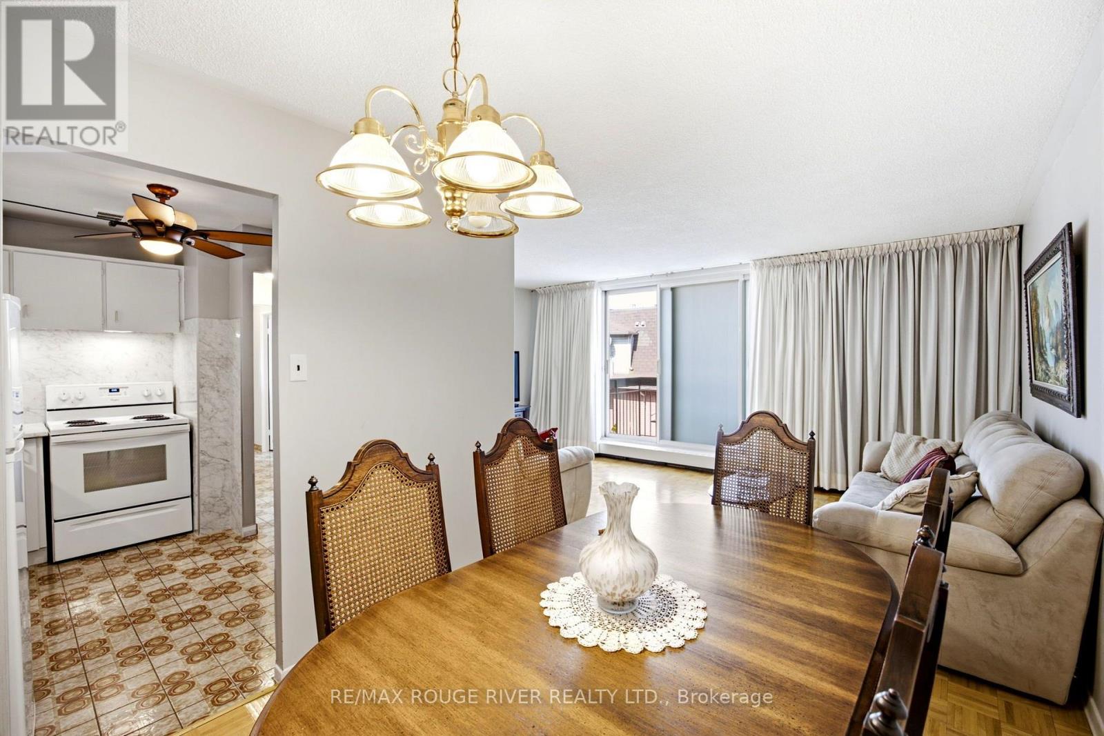 #406 895 KENNEDY ROAD - 12