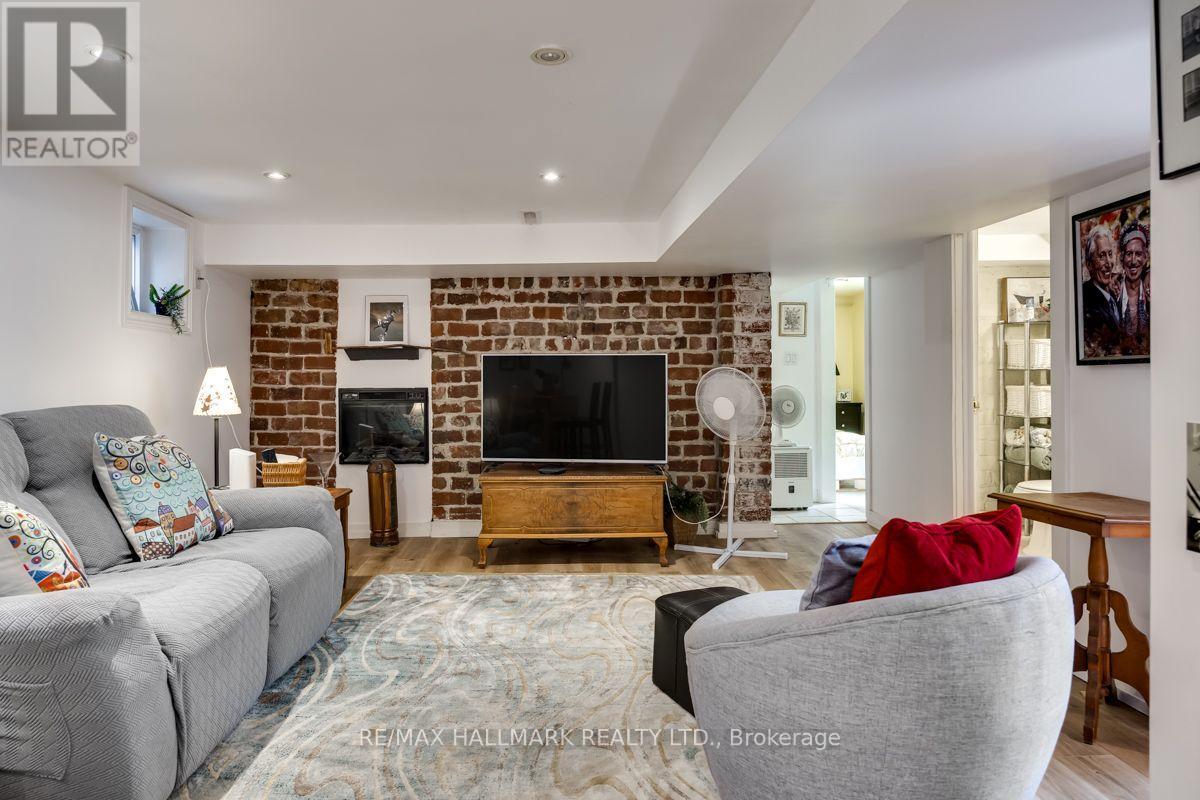 65 HAIG AVENUE - 19