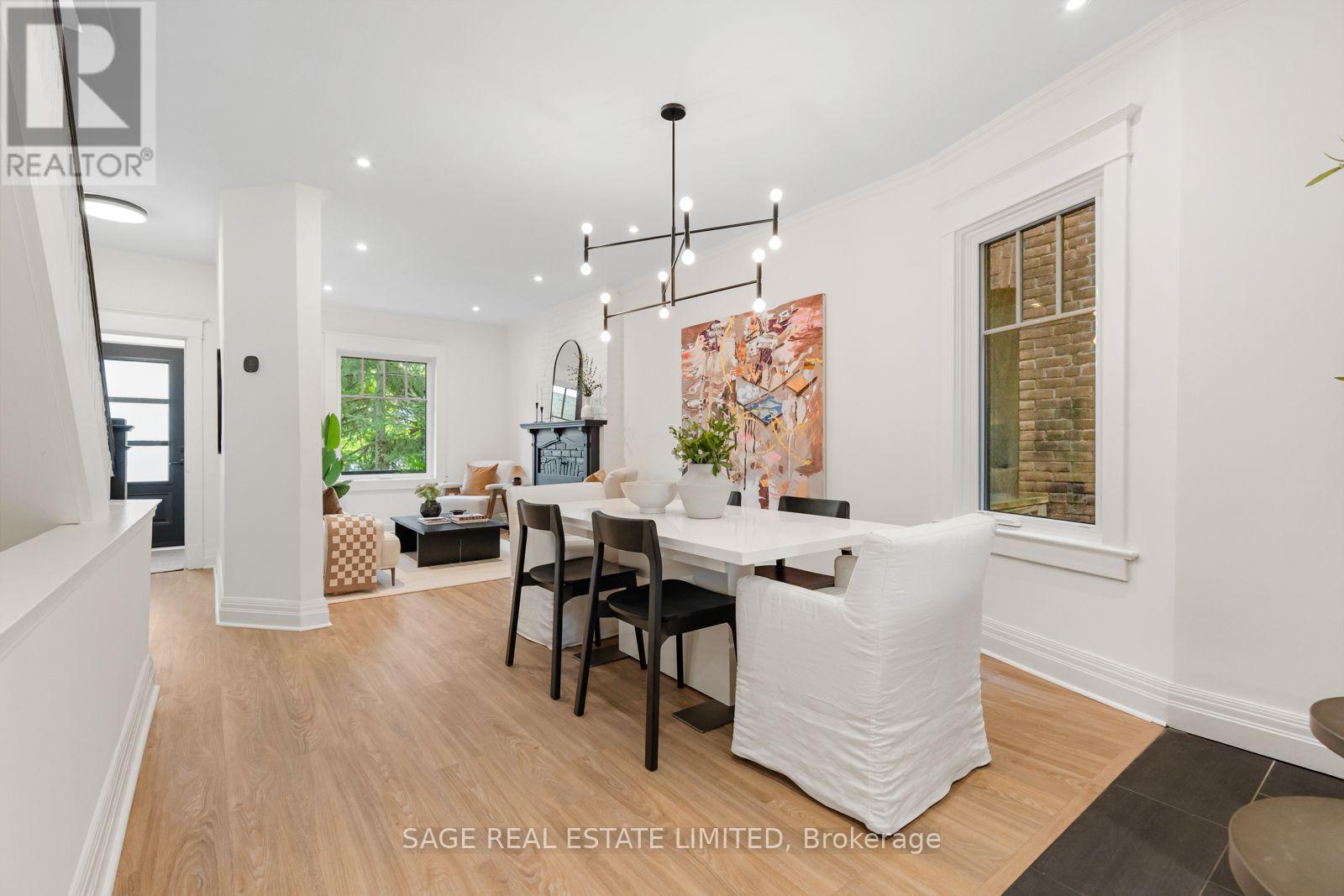 11 BERTMOUNT AVENUE - 8