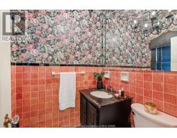 2203 Victoria, Windsor, ON N8X1R2 Photo 25