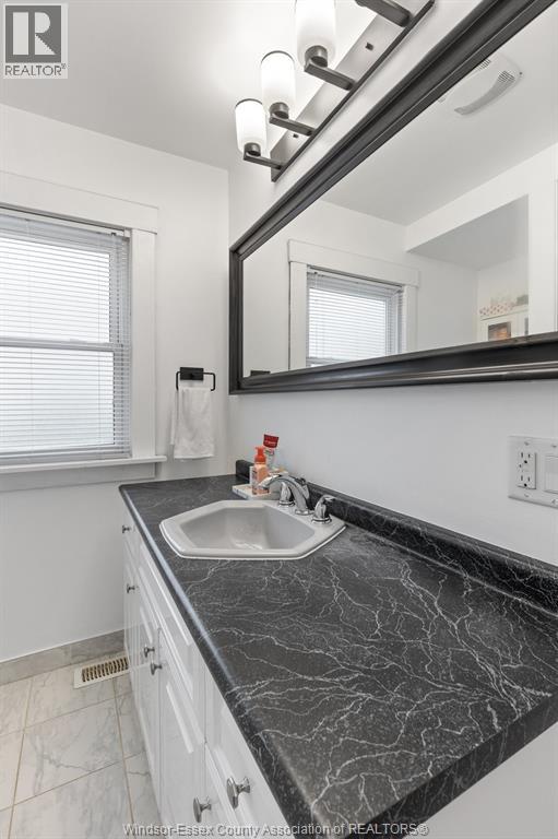 2457 TURNER - Image 16