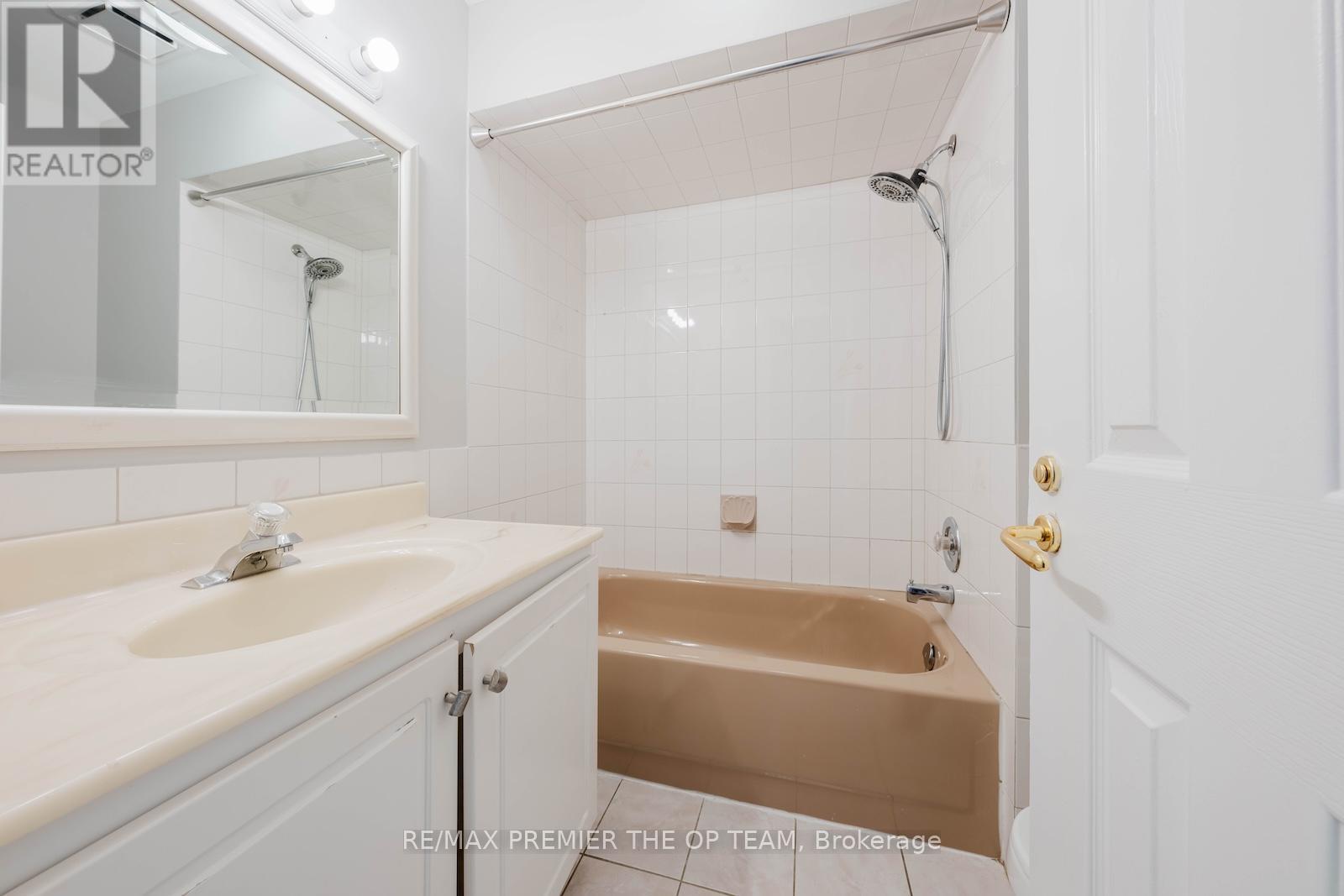 7930 KIPLING AVENUE - Image 30