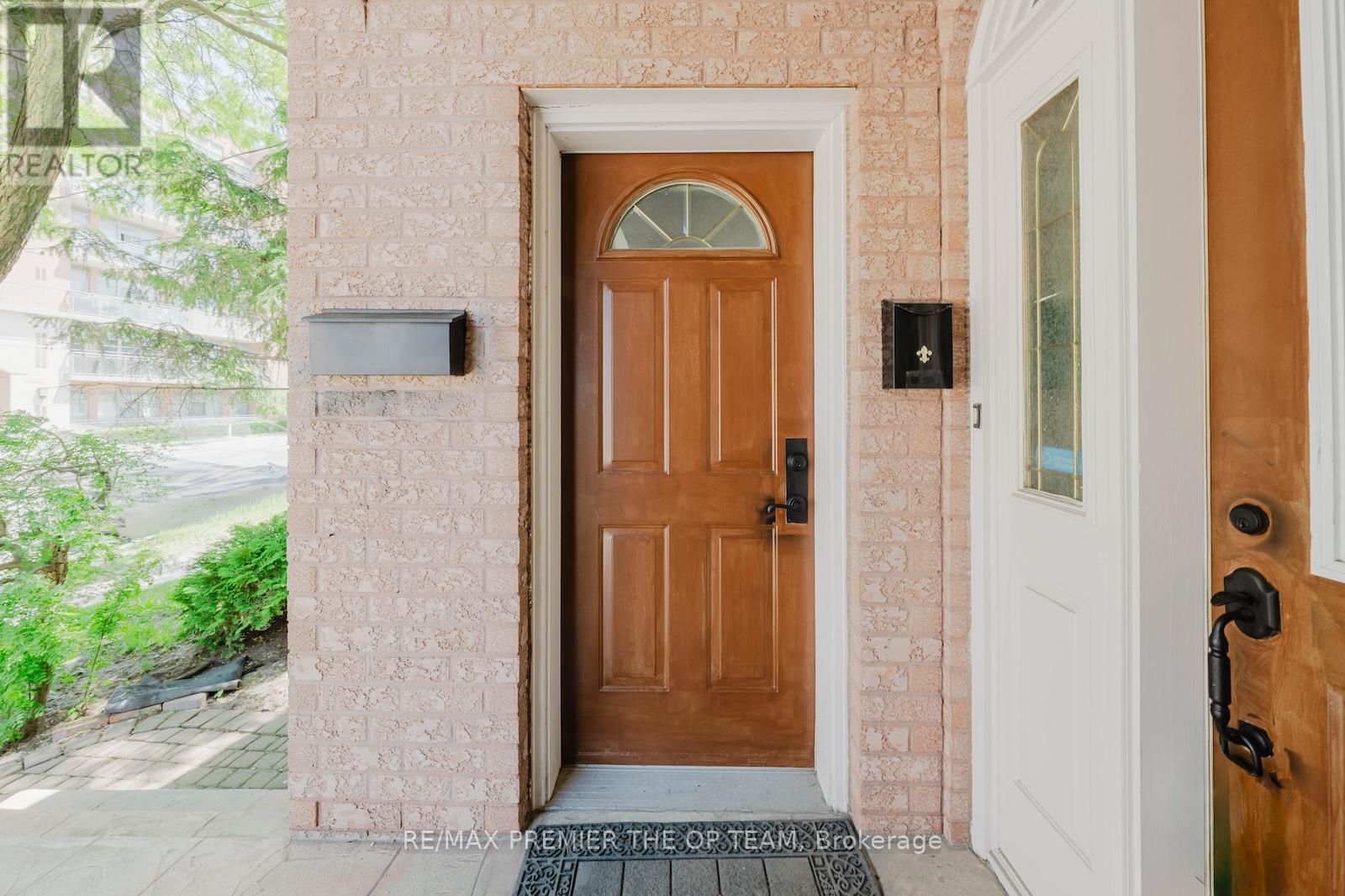 7930 KIPLING AVENUE - Image 32