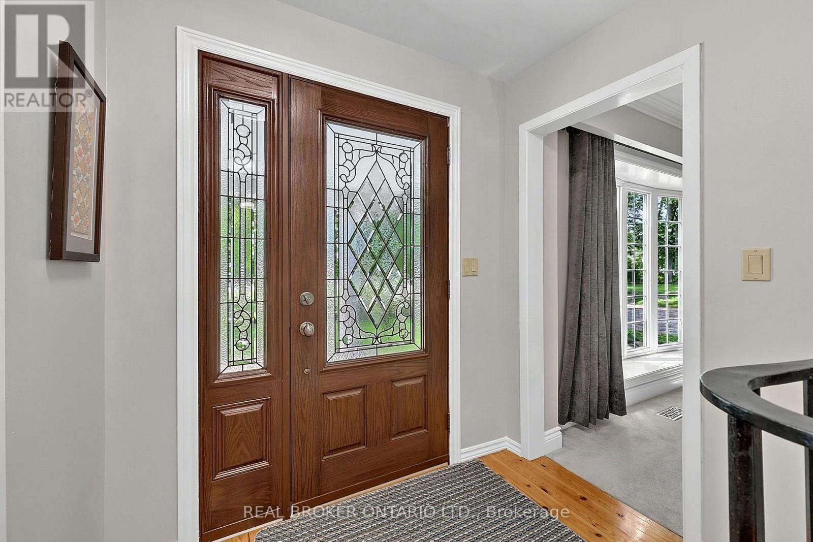 18939 MCCOWAN ROAD, East Gwillimbury (Mt Albert) — photo 4