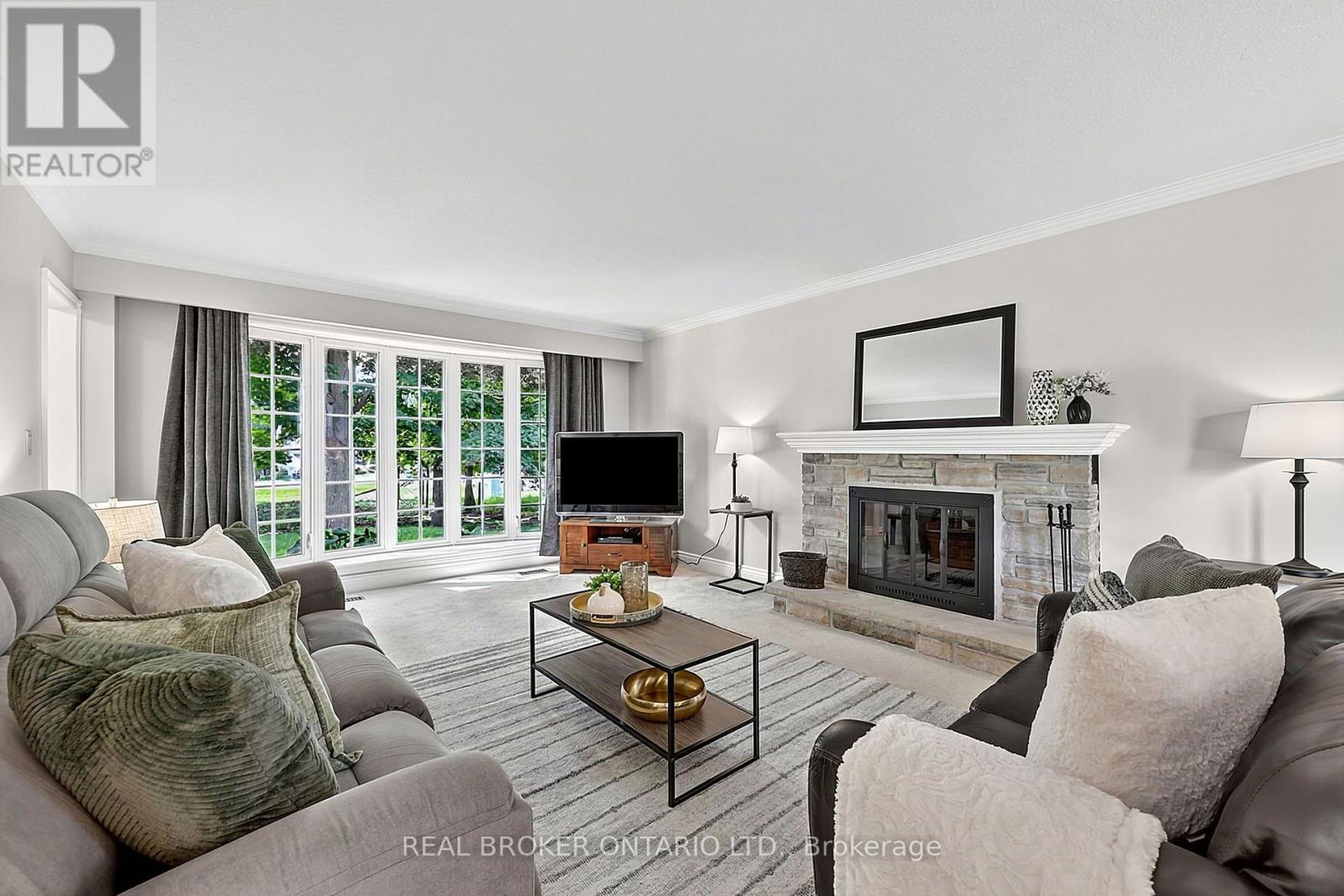 18939 MCCOWAN ROAD, East Gwillimbury (Mt Albert) — photo 6