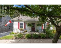 Family room - 353 Queen Street E, St  Marys, ON N4X1B8 Photo 6