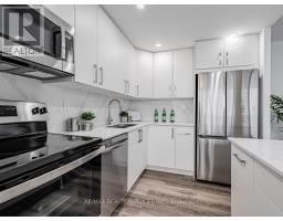 1108 - 3590 Kaneff Crescent, Mississauga, ON L5A3X3 Photo 10