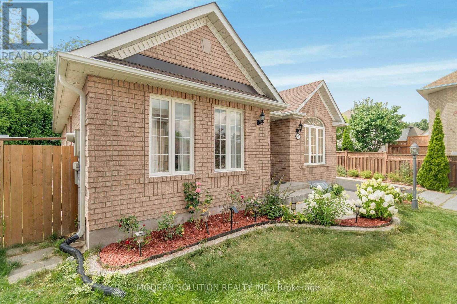 6431 TENTH LINE W - Image 48