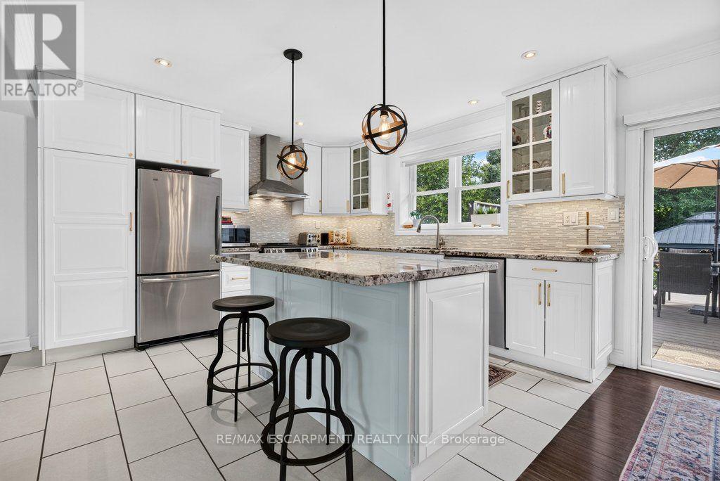 825 KING ROAD - 12