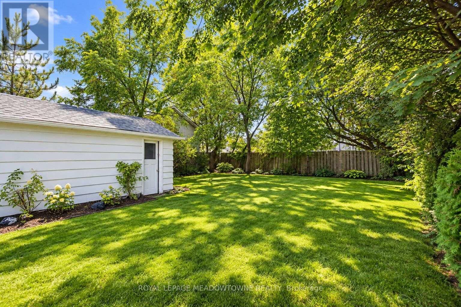 436 BROADWAY AVENUE - 3