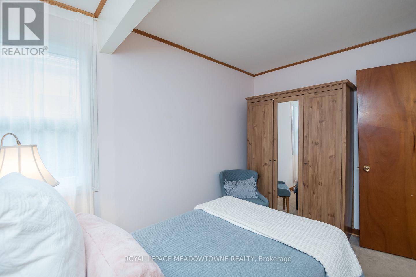 436 BROADWAY AVENUE - 34