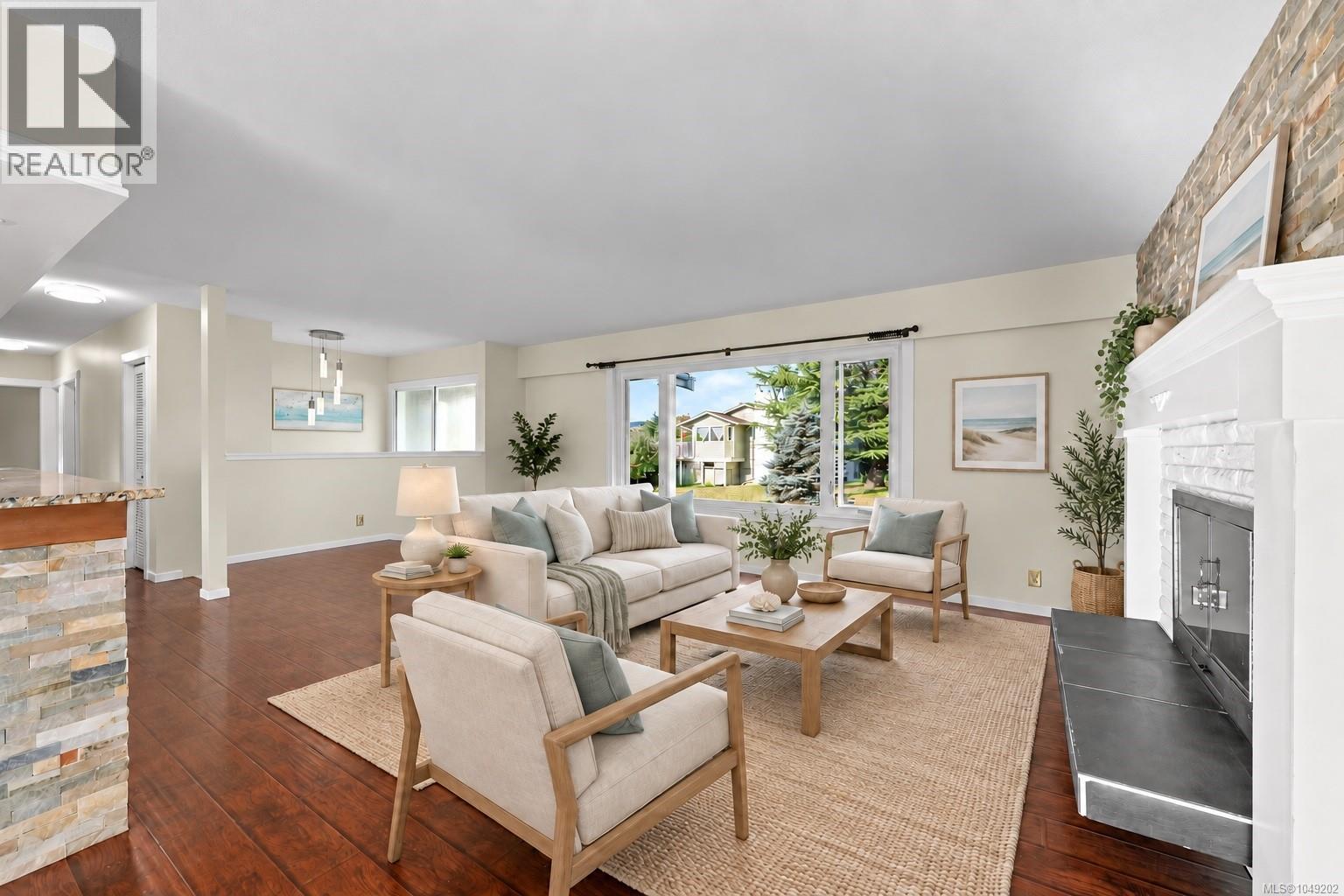 180 Beach Dr - 23