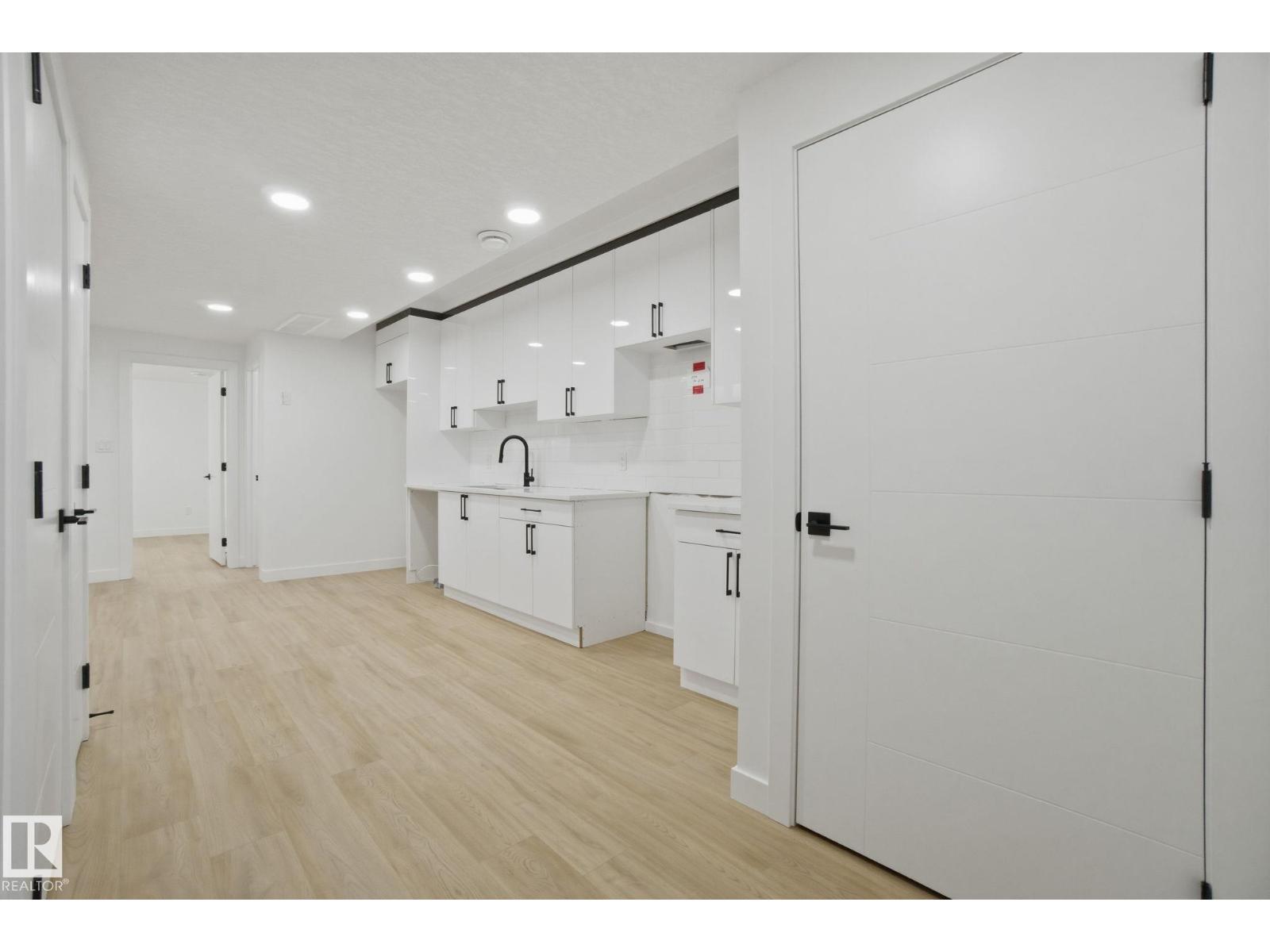 10124 82 ST NW - Image 41
