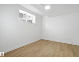 10124 82 St Nw, Edmonton, AB T6A3M2 Photo 56