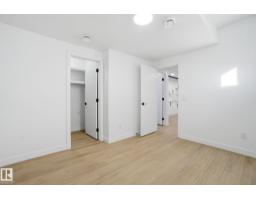 10124 82 St Nw, Edmonton, AB T6A3M2 Photo 58