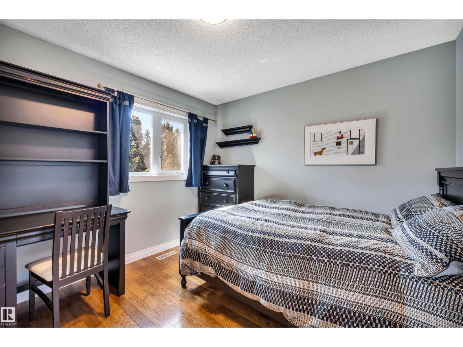 12 HARWOOD DR - Image 35