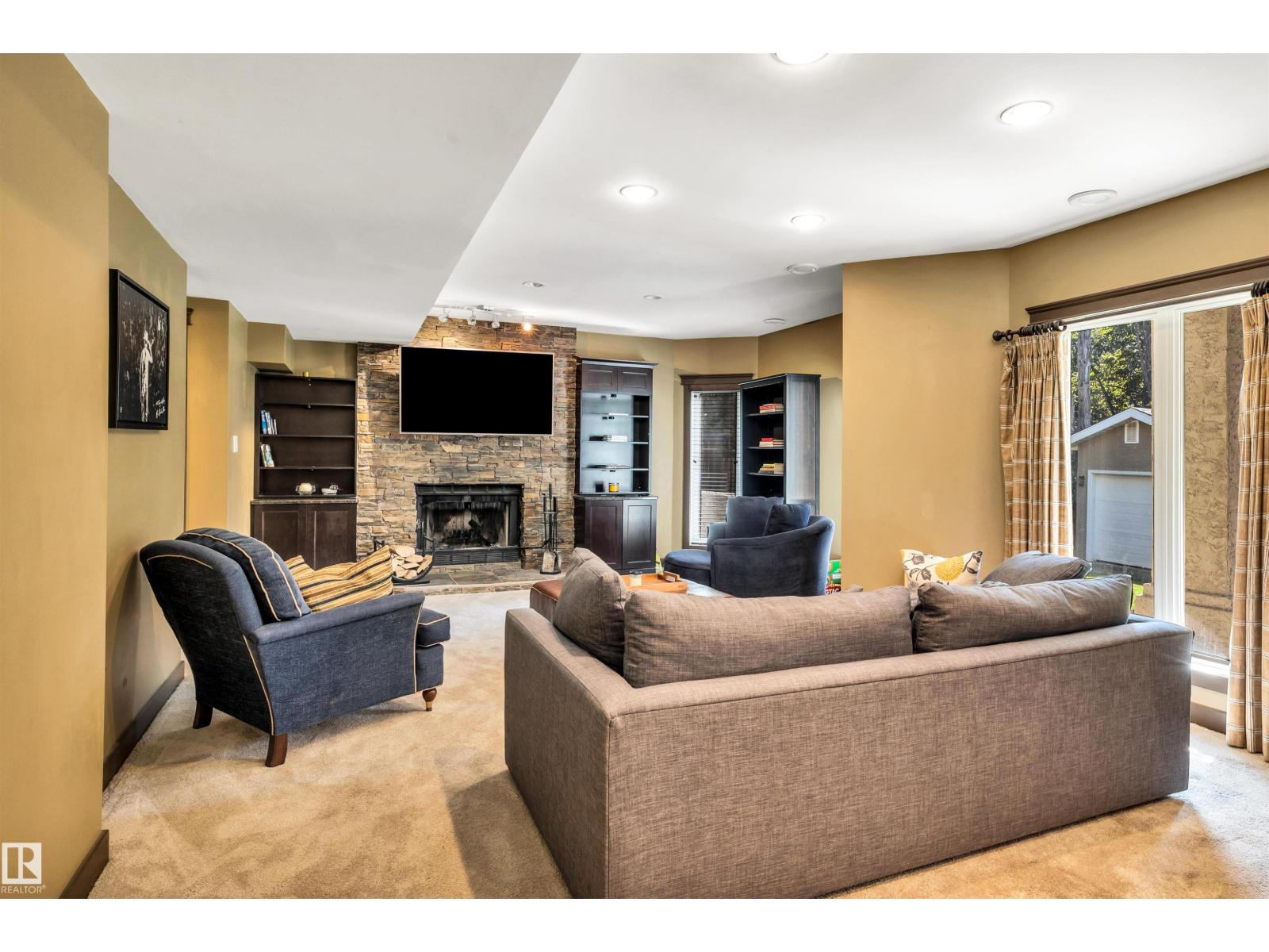 12 HARWOOD DR - Image 43