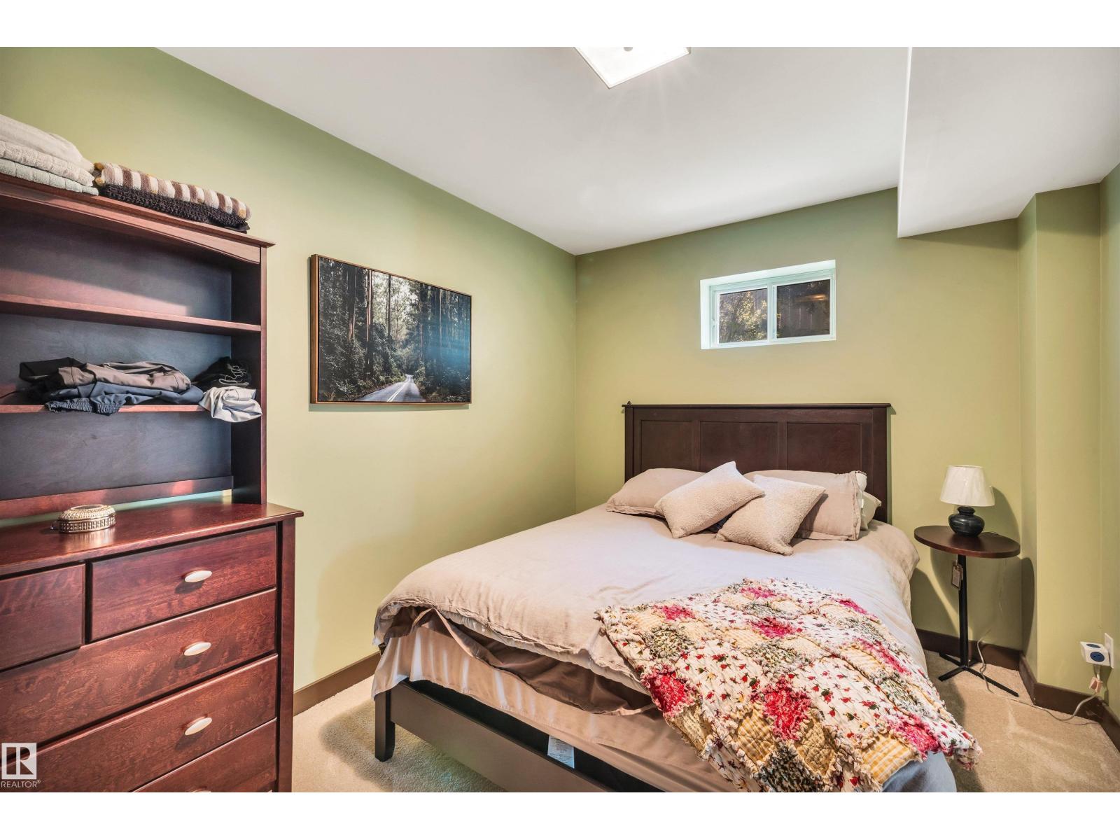 12 HARWOOD DR - 47