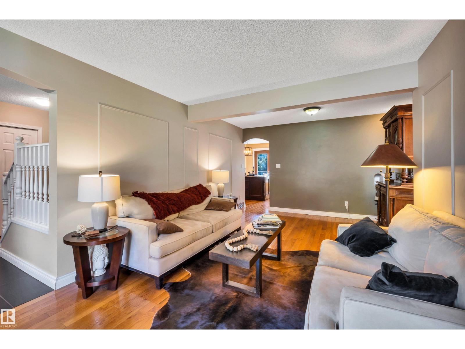 12 HARWOOD DR - 9