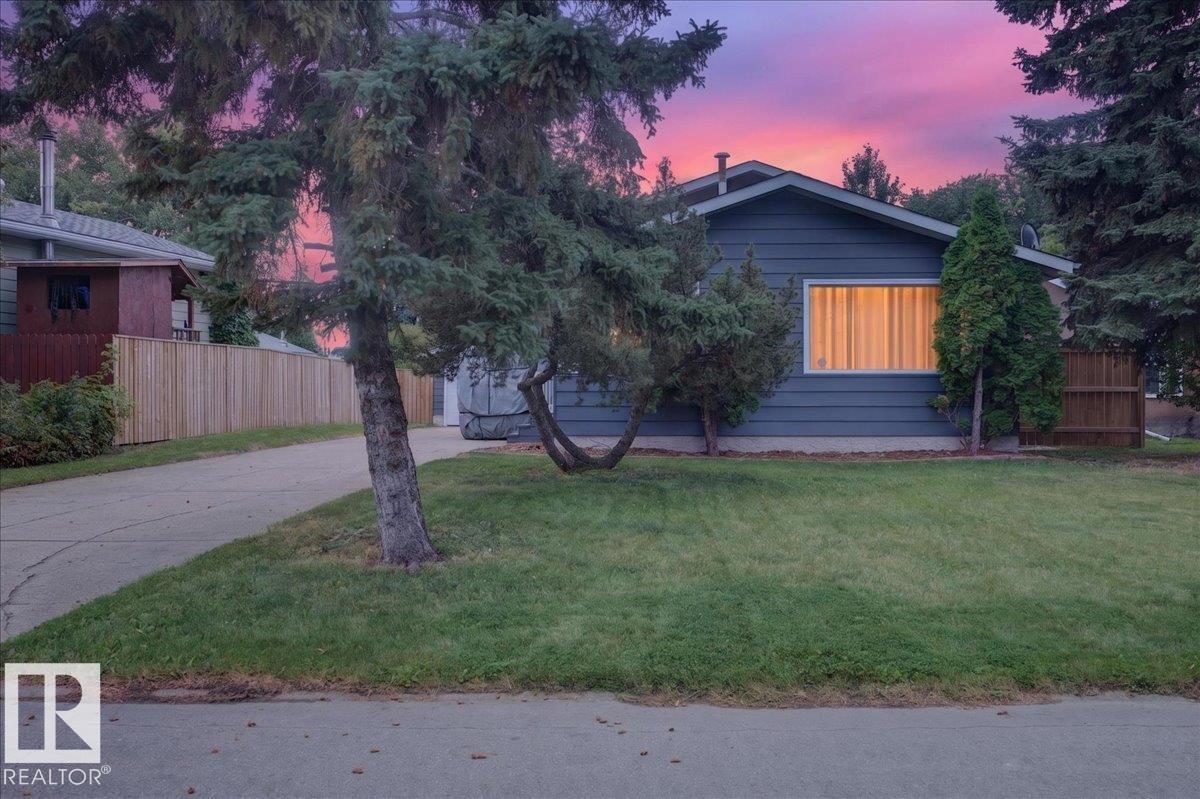 6703 32 AV NW, Edmonton, Alberta, T6K1L8