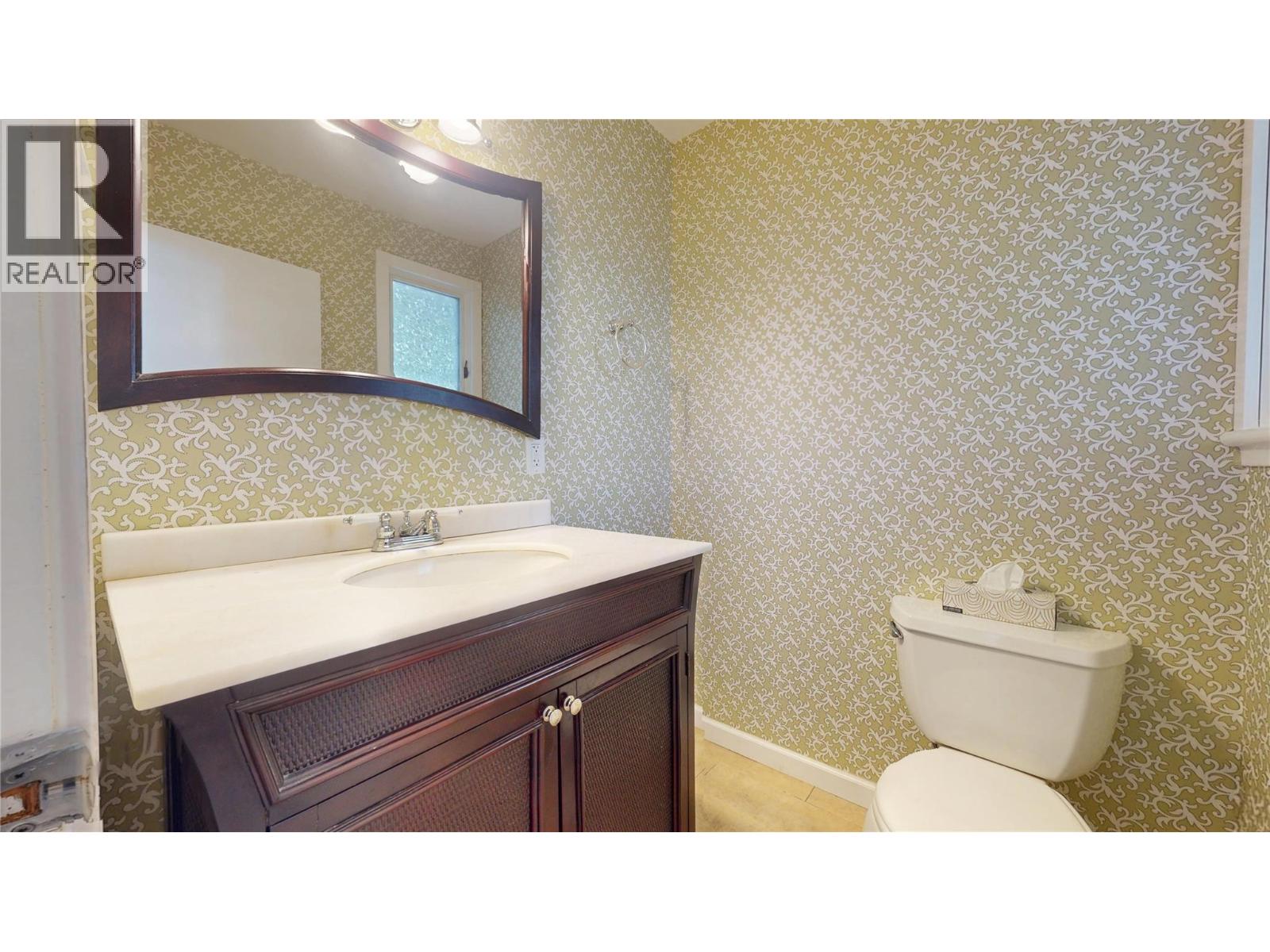 913 9th Street S - 23