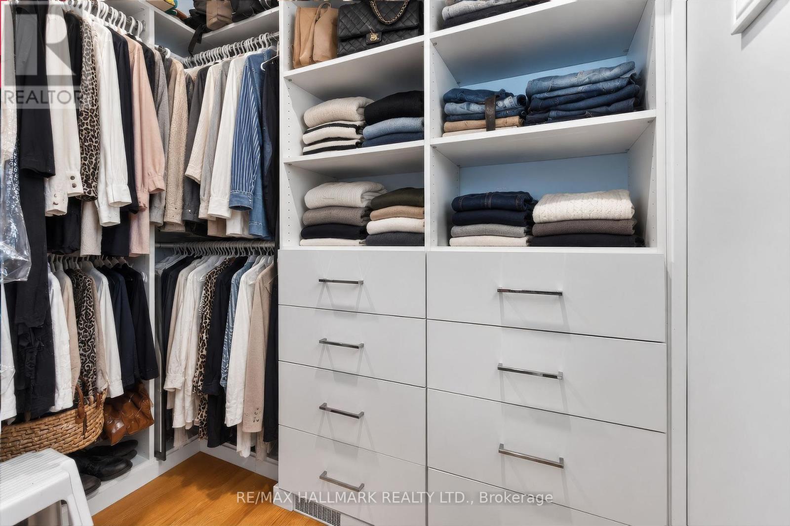 110 HARDING BOULEVARD - 20