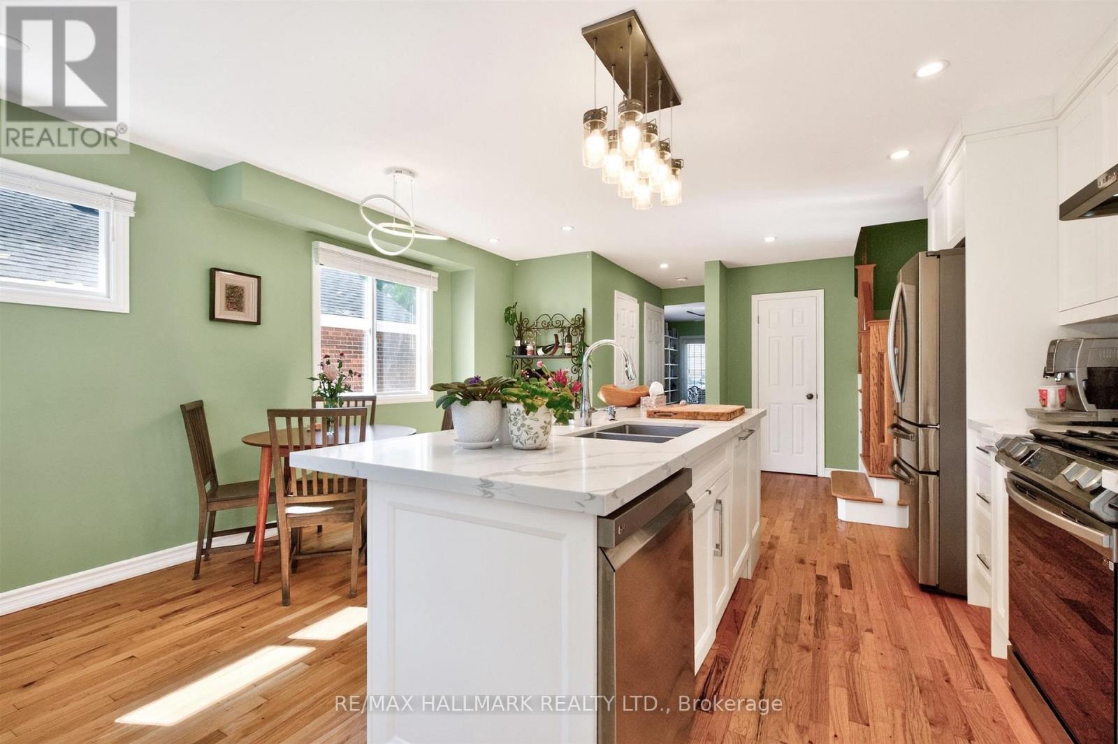 110 HARDING BOULEVARD - 4