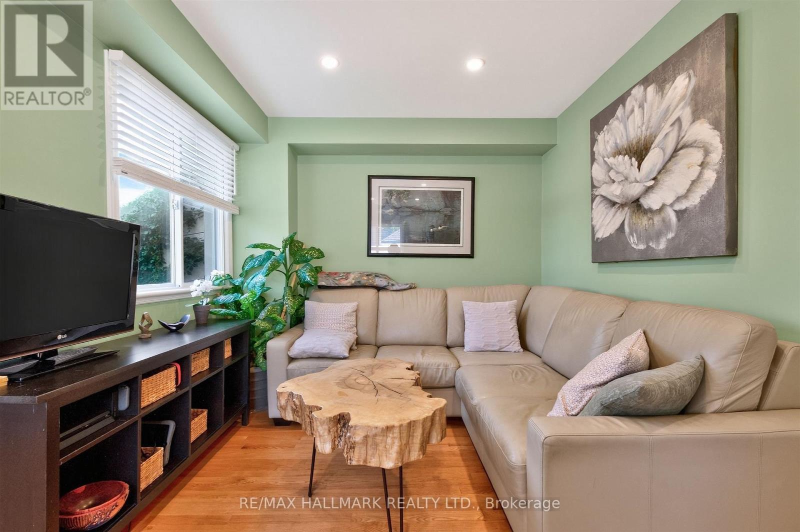 110 HARDING BOULEVARD - Image 15