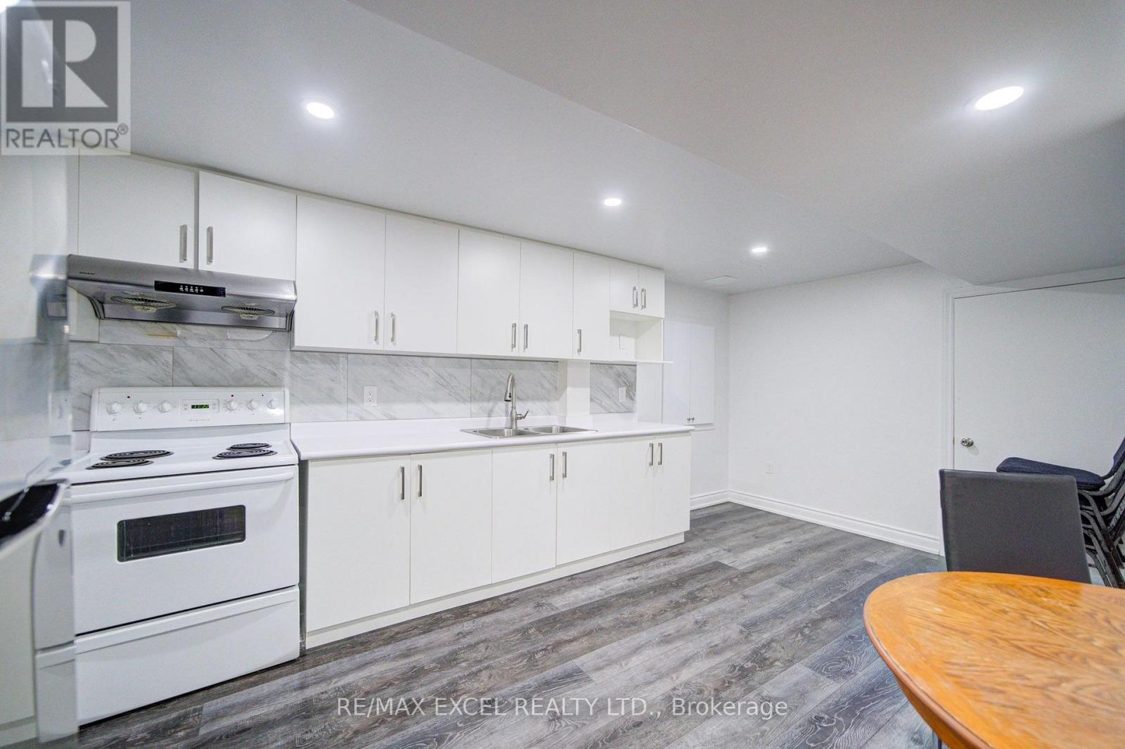 BSMT - 392 ELSON STREET, Markham (Cedarwood) — photo 6