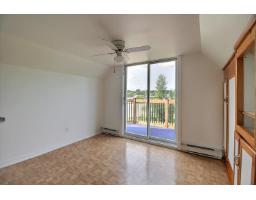 54 Rue Principale, Cayamant, QC J0X1Y0 Photo 16