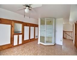 54 Rue Principale, Cayamant, QC J0X1Y0 Photo 18