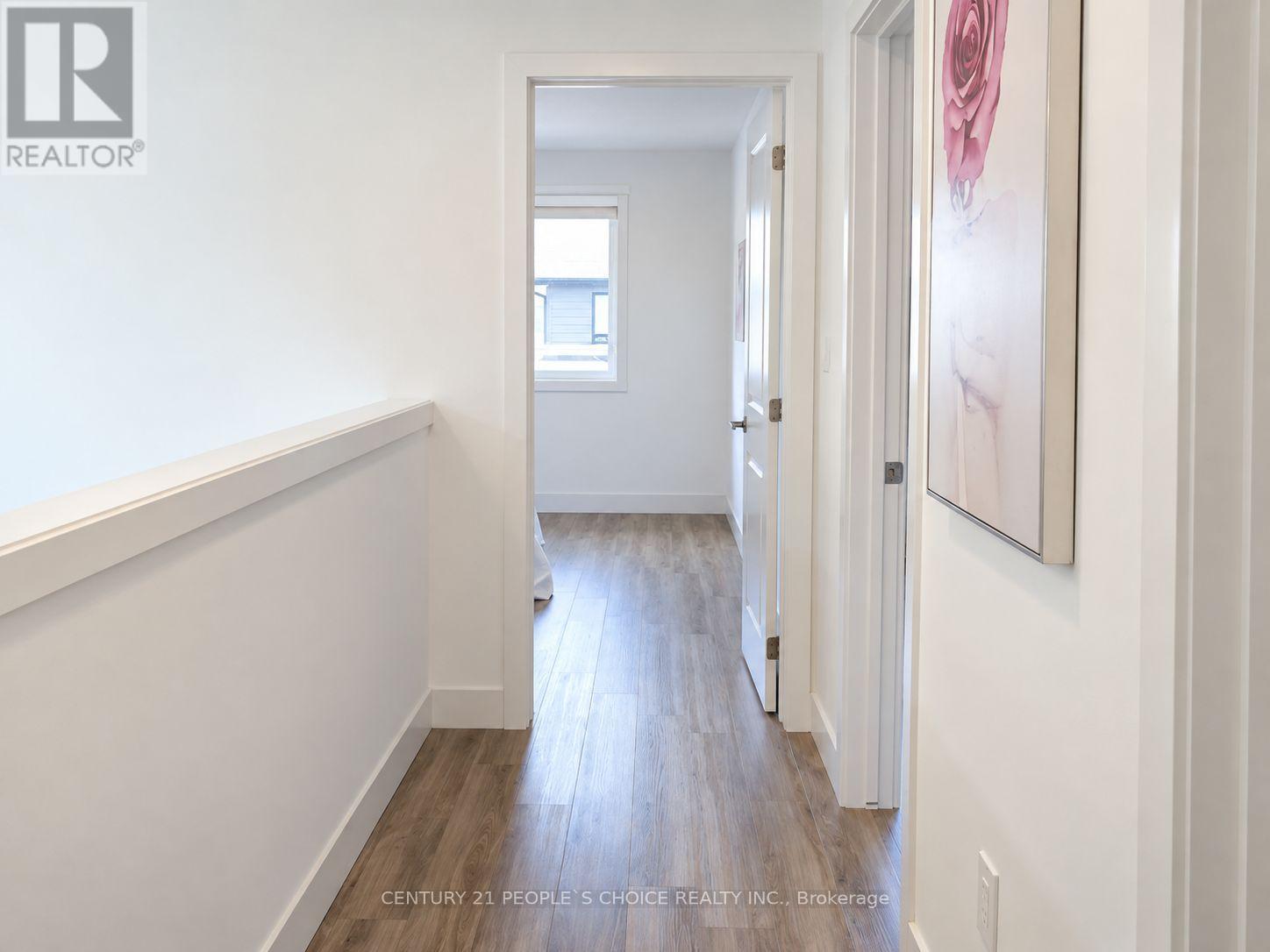 #12 3635 SOUTHBRIDGE AVENUE S - 23