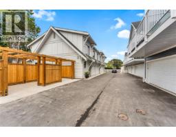 3 3098 Washington Ave, Victoria, BC V9A0J5 Photo 16