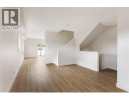 1 913 Dale St, Saanich, BC V8X2V9 Photo 12