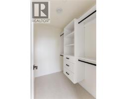 1 913 Dale St, Saanich, BC V8X2V9 Photo 15