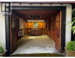 1648 Rockland Ave, Victoria, BC V8S1W7 Photo 34