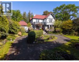 1648 Rockland Ave, Victoria, BC V8S1W7 Photo 52