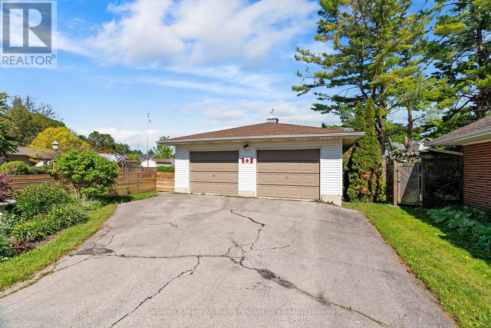 153 WARREN STREET - Image 35