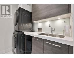 647 Montbeck Crescent, Mississauga, ON L5G1P1 Photo 34