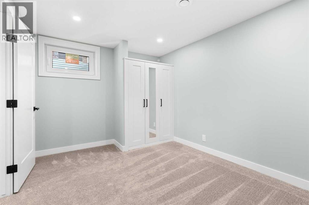 Listing photo – 3210 43 Avenue, Red Deer
