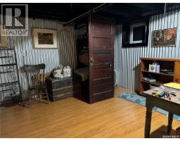 503 Bison Avenue, Weyburn, SK S4H0J6 Photo 35