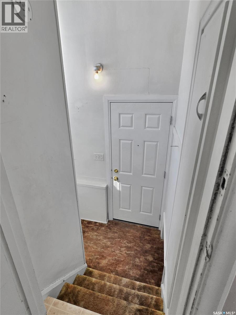 1209 Broadway AVENUE - 13