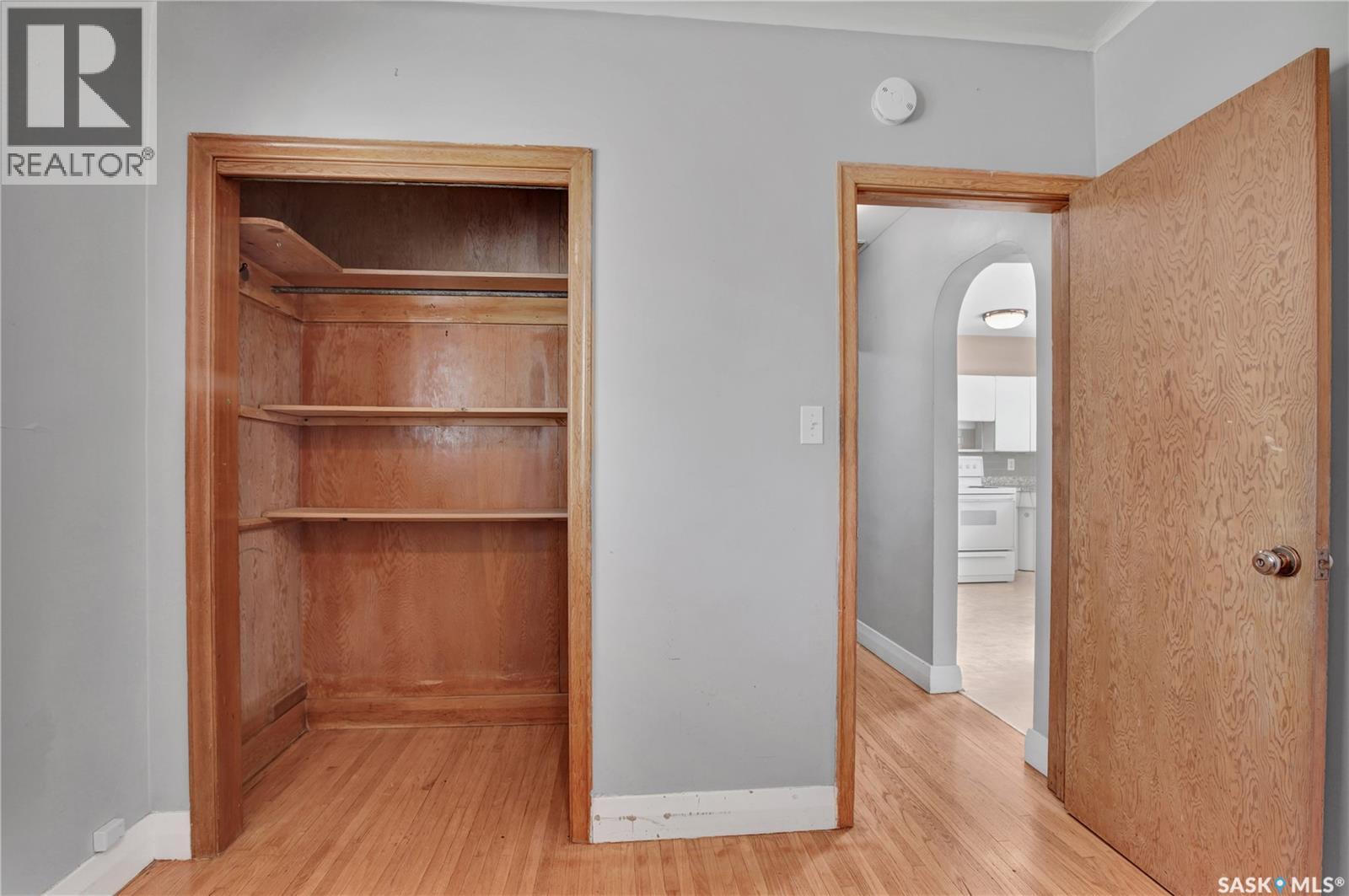 1209 Broadway AVENUE - 9