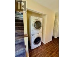 Kitchen - 4019 Saunders Road, Passmore, BC V0G2J0 Photo 9