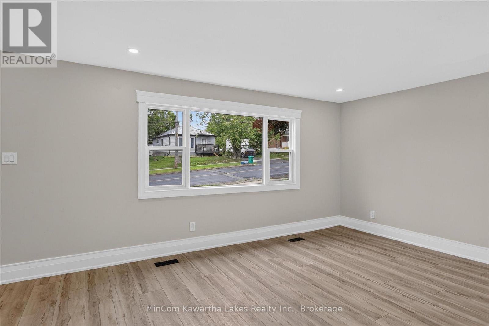 1028 WESTERN AVENUE - Image 11