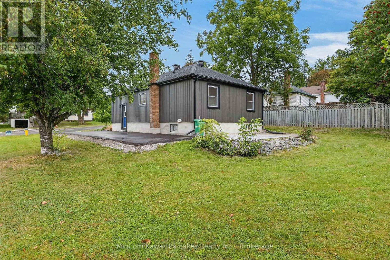 1028 WESTERN AVENUE - Image 43