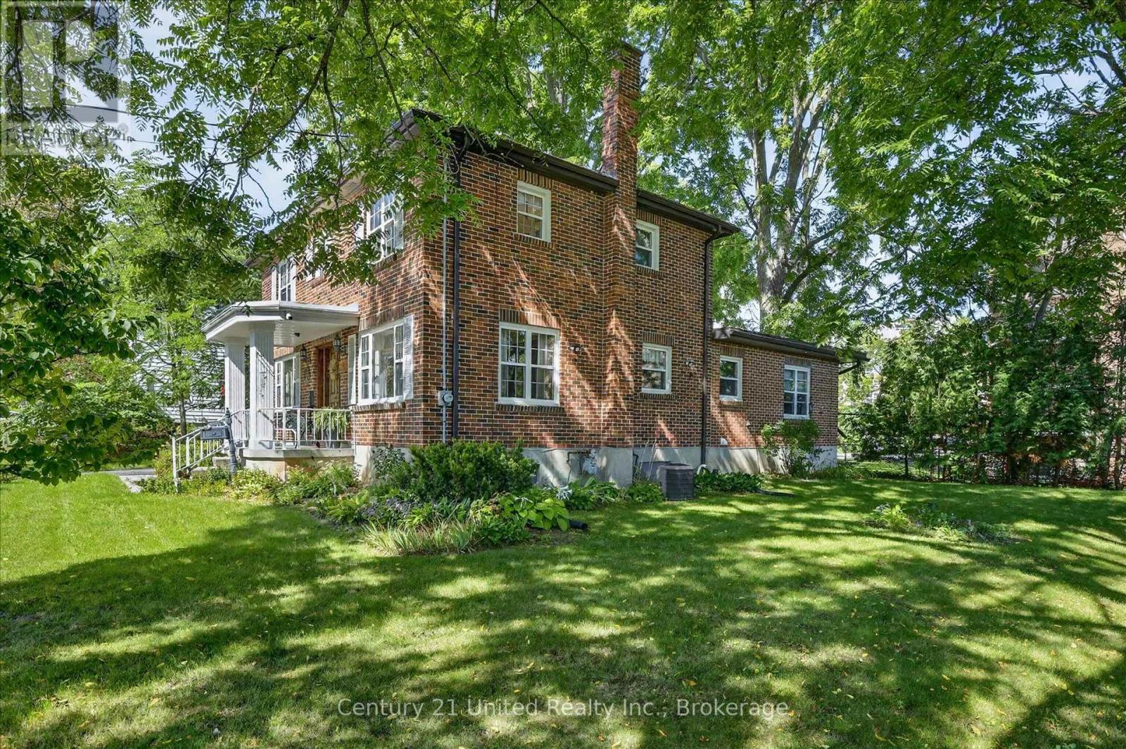 6 MIDDLETON DRIVE - 7