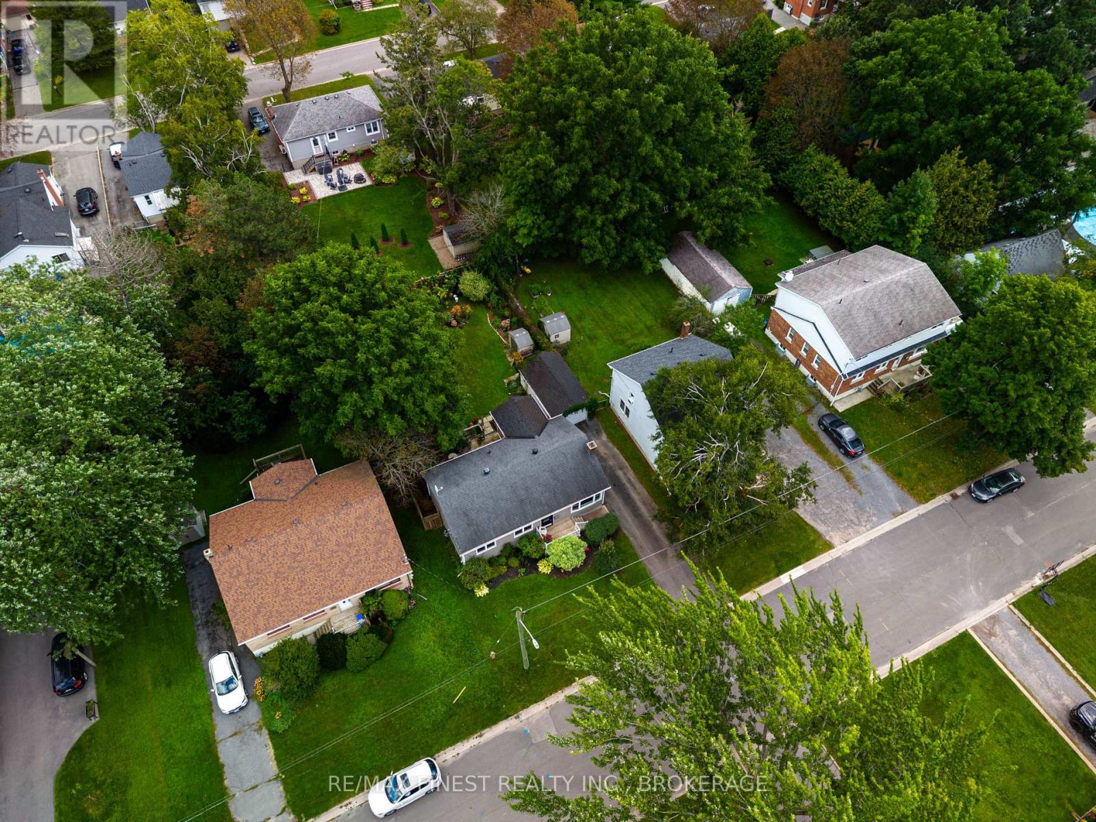 193 HAWTHORNE AVENUE - Image 34