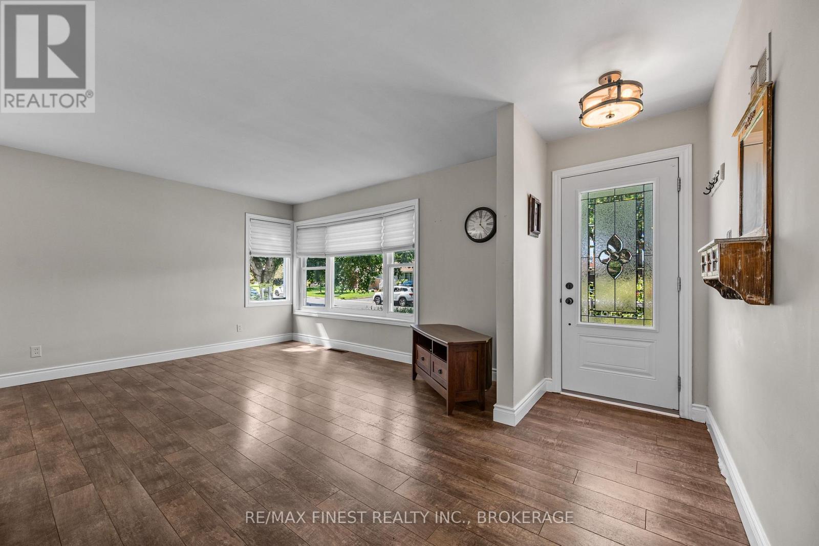 193 HAWTHORNE AVENUE, Kingston (West of Sir John A. Blvd) — photo 5